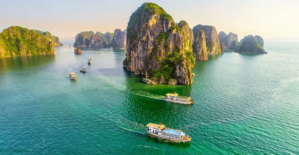 HALONG BAY