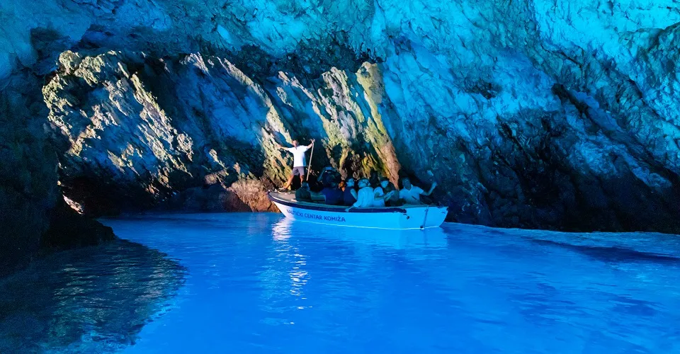Group Tour of Blue Cave & Adriatic Islands Near Split
