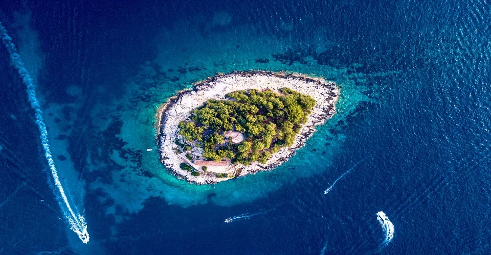 HALF DAY HVAR ISLAND TOUR WITH WINE TASTING