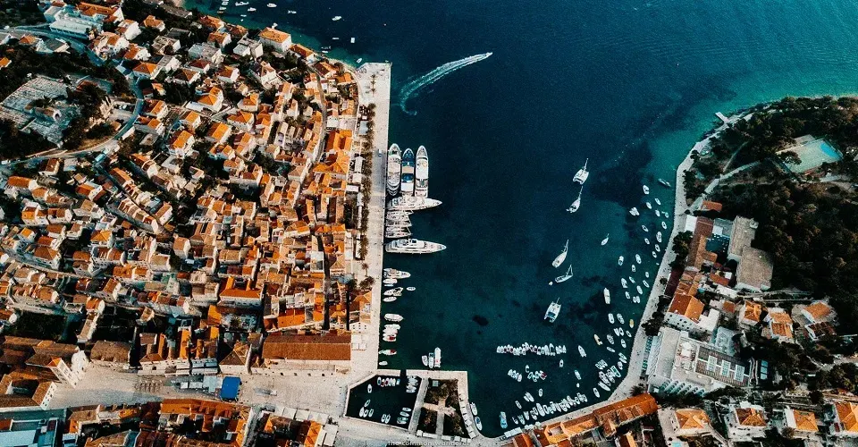 HALF DAY HVAR ISLAND TOUR WITH WINE TASTING