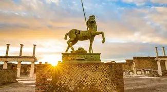 Full Day Pompeii and Vesuvius With Pizza Lunch Tour