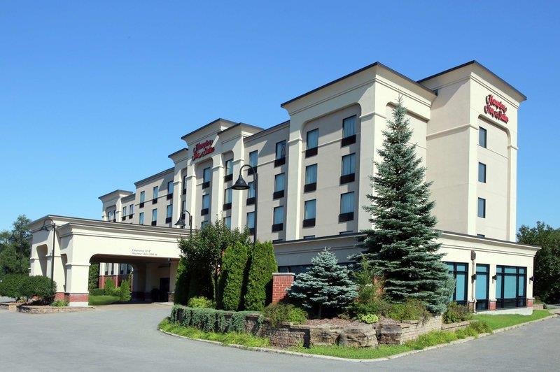 Hampton Inn And Suites By Hilton Laval