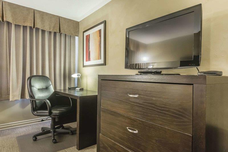 Quality Hotel & Conference Centre Campbellton