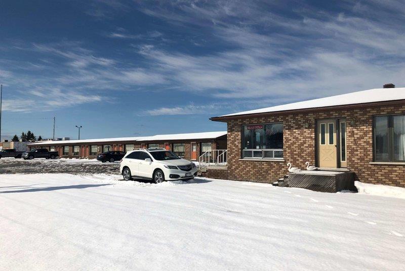 Travelodge By Wyndham Cochrane