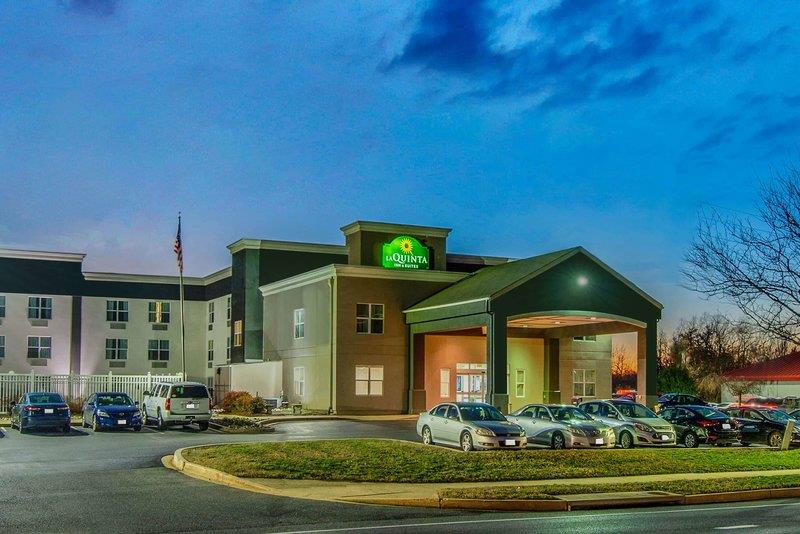 La Quinta Inn & Suites By Wyndham Lexington Park -