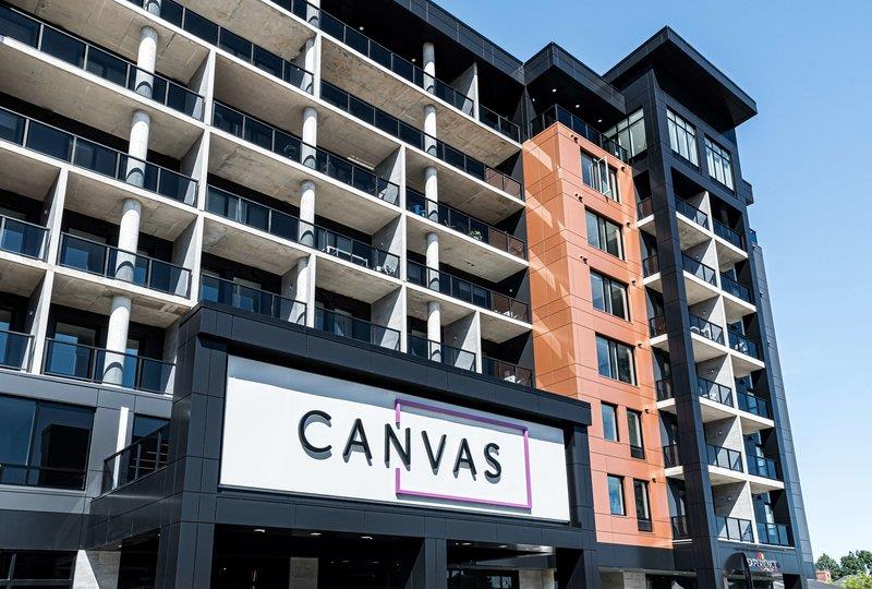 Canvas Moncton, Tapestry Collection By Hilton