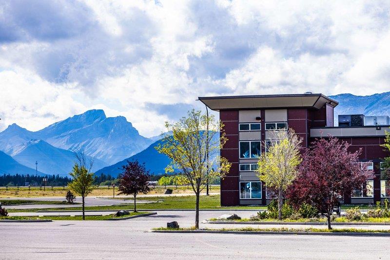 Stoney Nakoda Resort And Casino