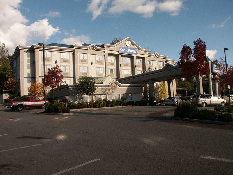 Coast Abbotsford Hotel & Suites