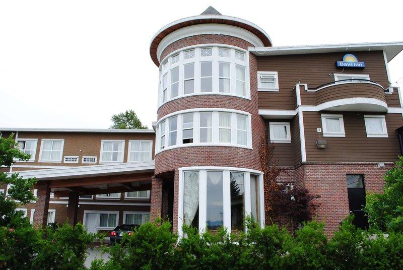 Days Inn By Wyndham Surrey