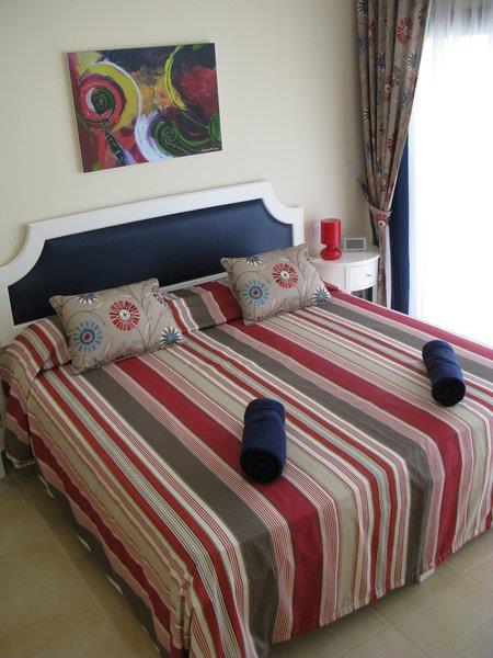 Royal Blue Hotel & Spa