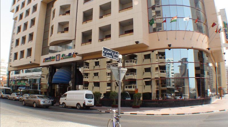 Sun And Sands Downtown