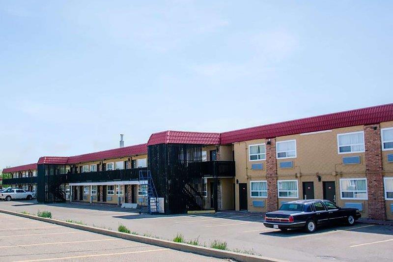 Ramada By Wyndham Medicine Hat