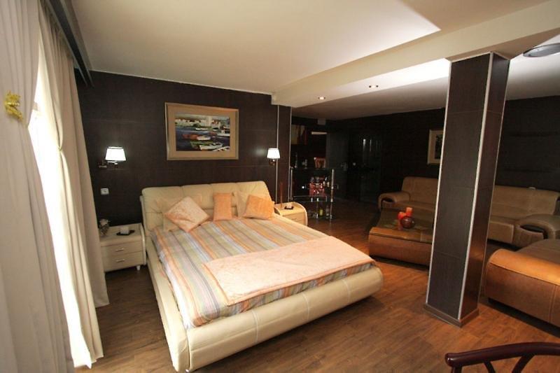 Aguilas Hotel Resort