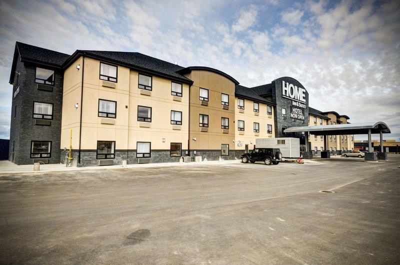 Home Inn And Suites - Swift Current