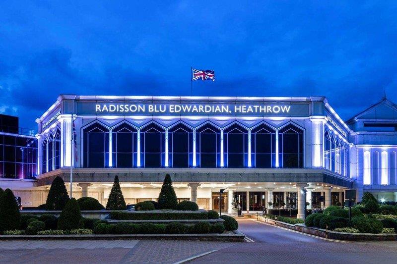 Radisson Blu Hotel & Conference Centre, London Lhr