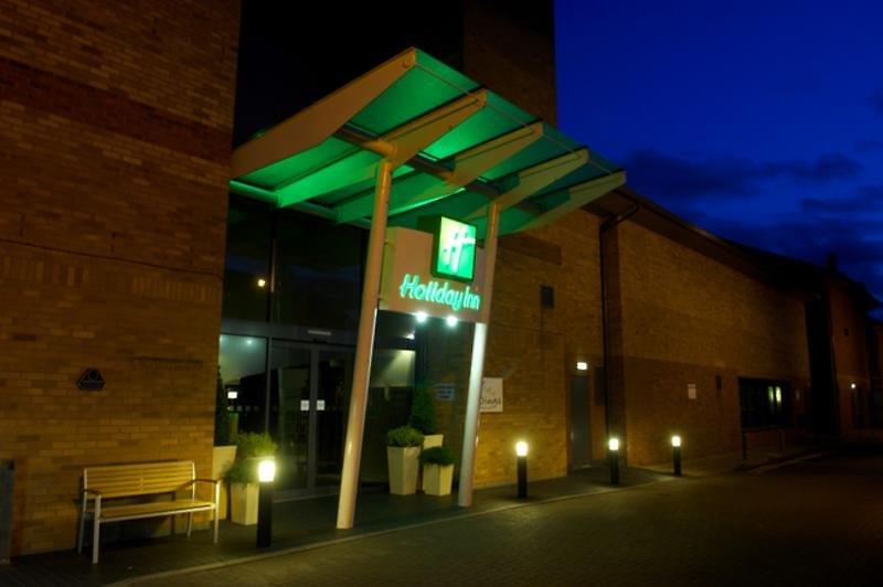 Leonardo London Heathrow Airport