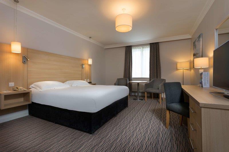 Park Inn By Radisson Shannon Airport