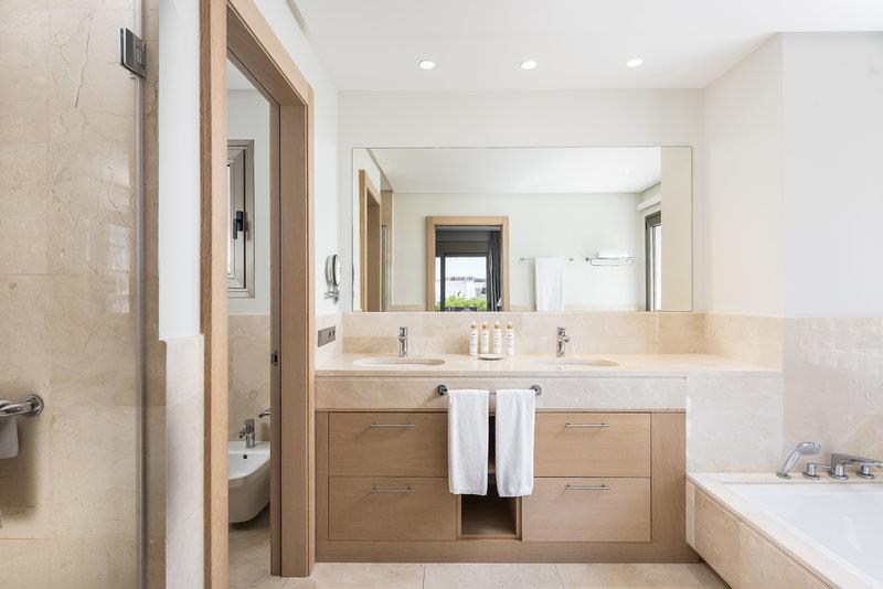 Las Terrazas De Abama Suites