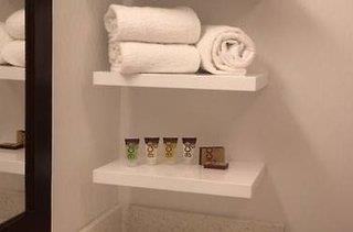 Western Star All Suites Signature Hotel