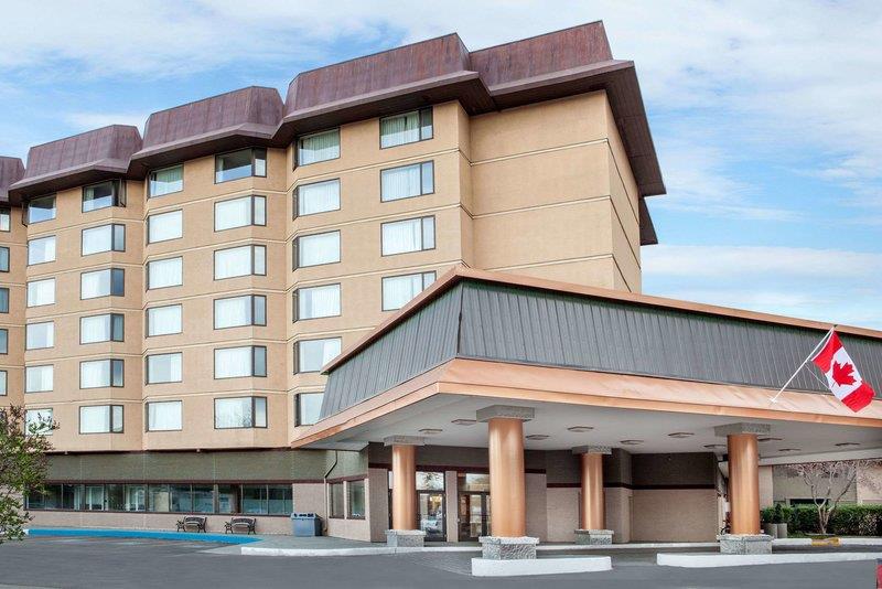 Baymont Inn And Suites Red Deer