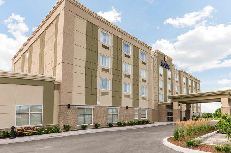 Comfort Inn & Suites Bowmanville