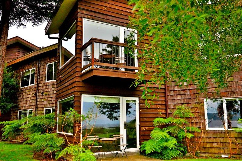 Cabana Del Lago Hotel