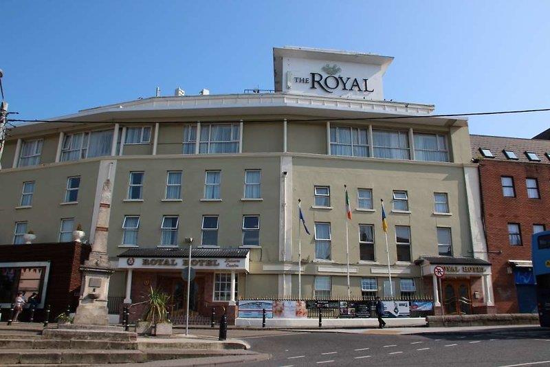 The Royal Hotel And Merrill Leisure Club