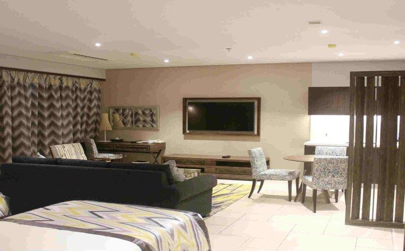 Neelkath Sarovar Premier