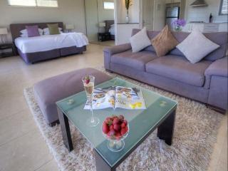 Azjure Studio Retreat