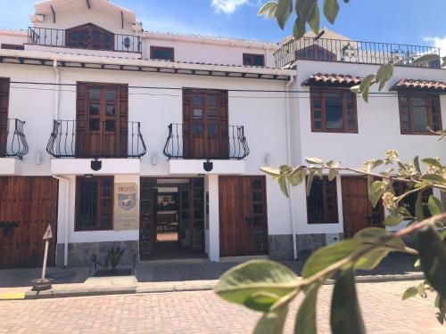 Hotel Calle Principal