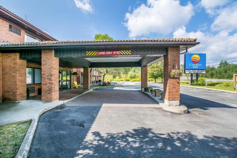 Comfort Inn Lac Kirkland