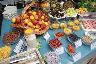 Shodlik Palace Hotel