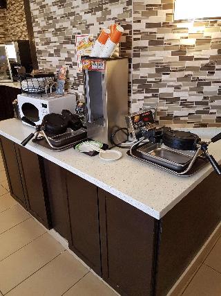 Surestay Plus Hotel By Best Western Coquitlam