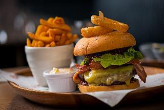 The George Limerick Hotel