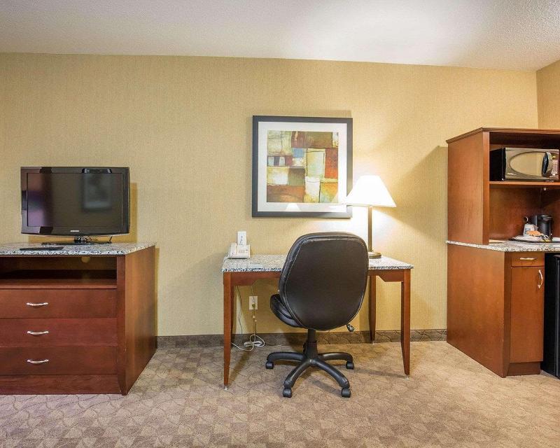 Comfort Inn & Suites Airdrie (Calgary)