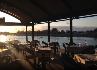 Burnett Riverside Motel