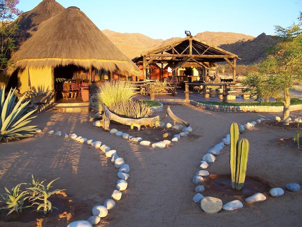 Solitaire Guest Farm