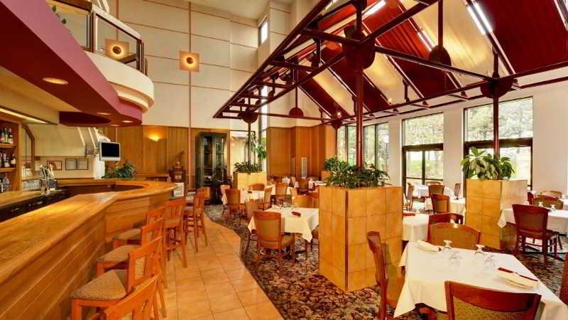 Four Points By Sheraton St. Catharines Niagara S