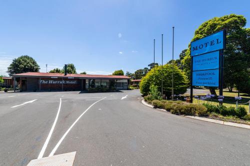 Captains Lodge International & Vip Restaurant