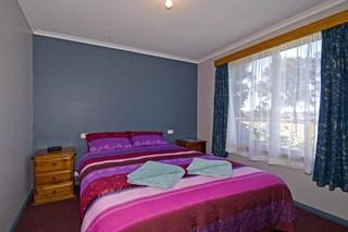 Georges Bay Apartments