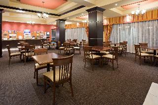 Holiday Inn Express And Suites Woodstock South