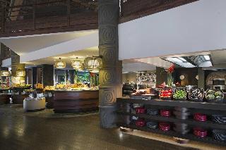 Sheraton New Caledonia Deva Spa & Golf Resort