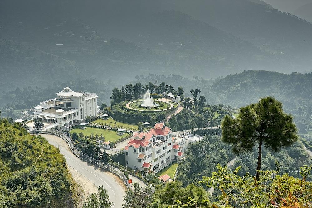 Club Mahindra Kandaghat