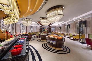 Sheraton Grand Pune Bund Garden Hotel