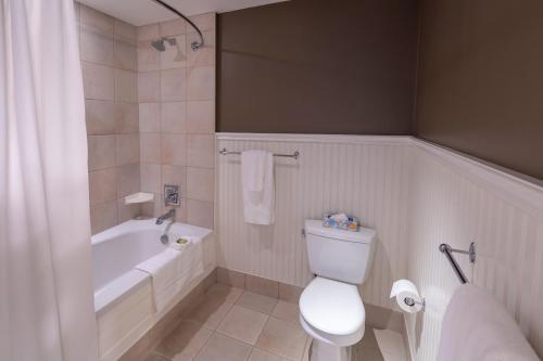 The Inn at Cobble Beach