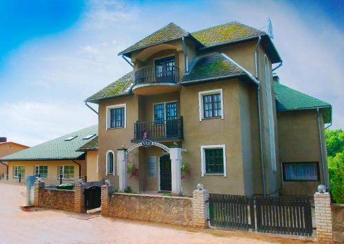 Spa Hotell Peetrimoisa Villa