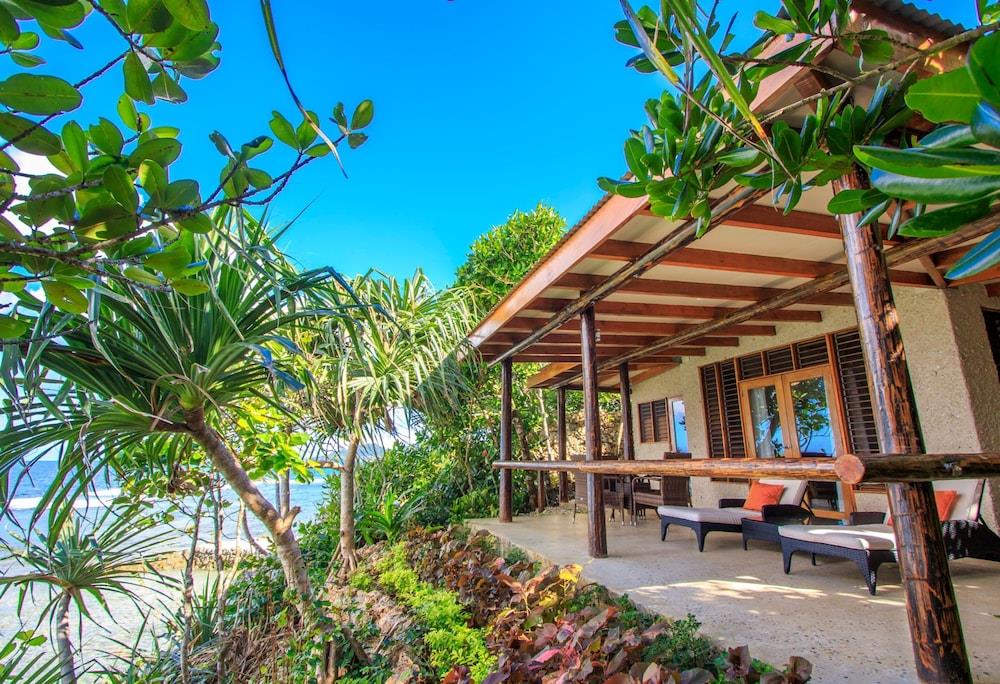 Savasi Island Resort