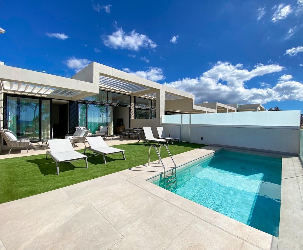 Resort Cordial Santa Agueda And Perchel Beach Club