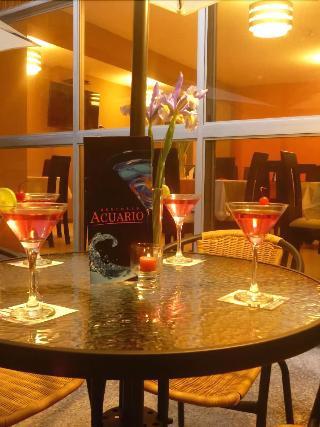 Acuario Hotel & Suites