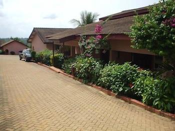 Coconut Grove Minors Lodge